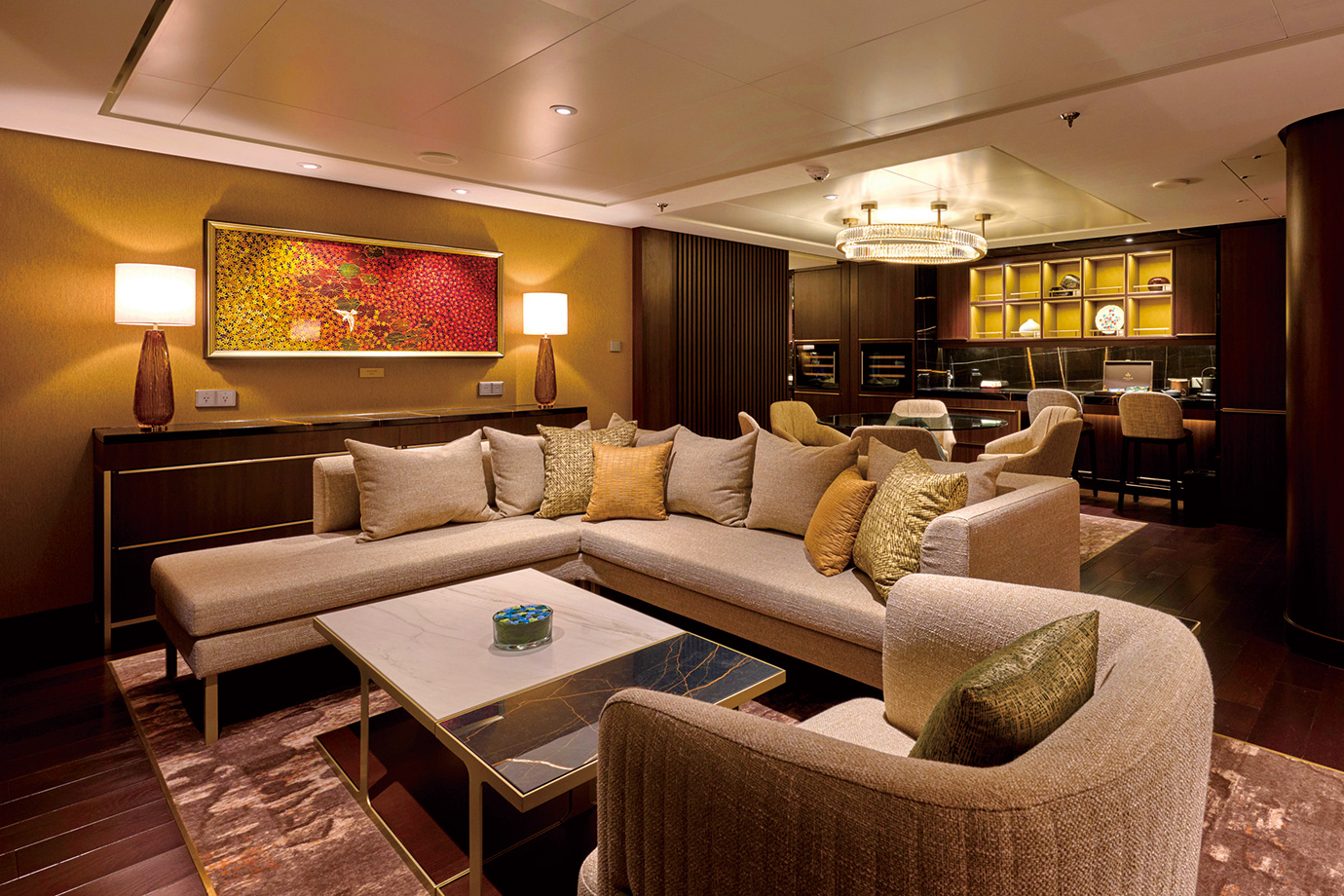 ロイヤルペントハウス